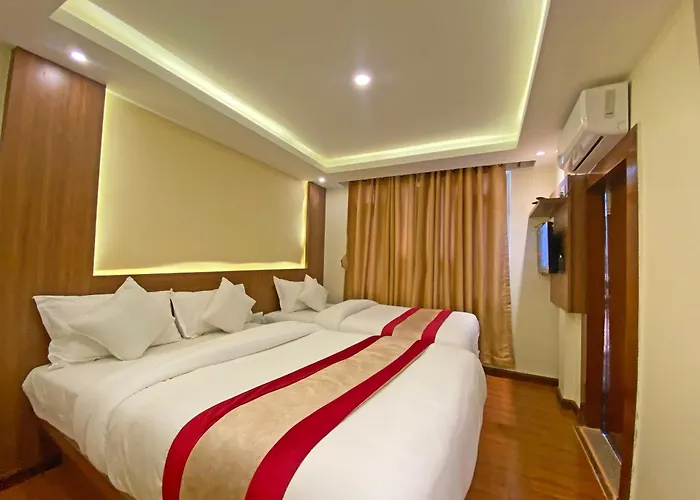 Dipjyoti Hotel 3*
