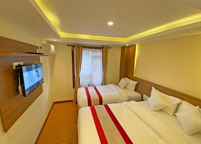 Dipjyoti Hotel